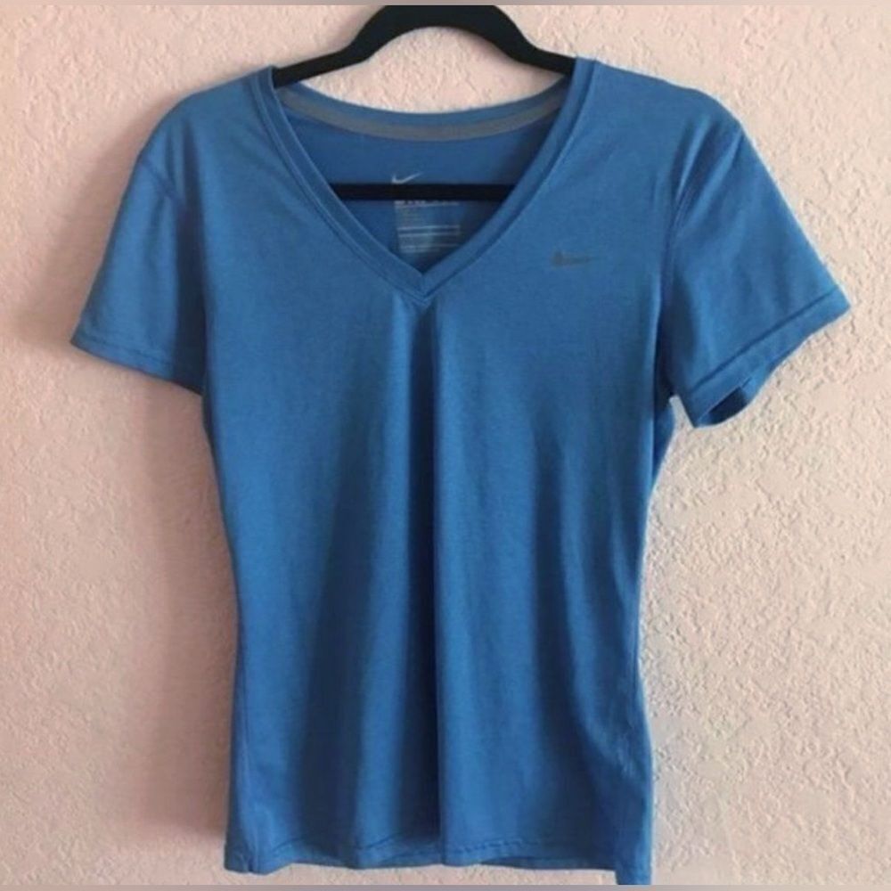 *30off3* NIKE DRI-FIT Regular Fit top. Excellent Condition. - Picture 3 of 7